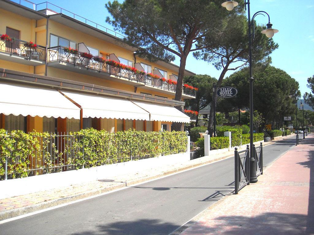 Hotel Lilly Marina di Campo Ngoại thất bức ảnh