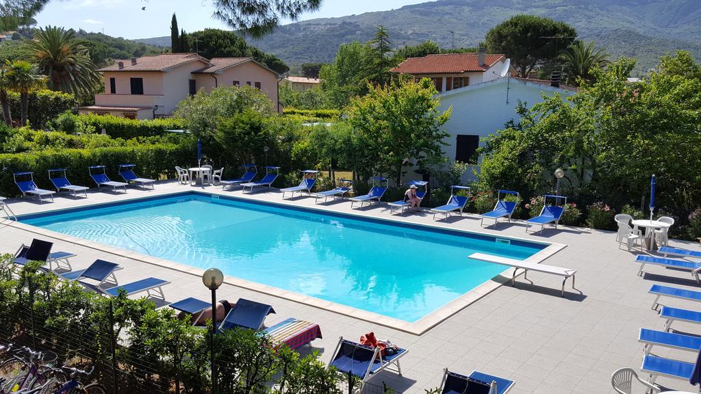 Hotel Lilly Marina di Campo Ngoại thất bức ảnh